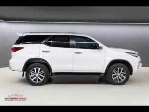 Toyota Fortuner 2.8GD-6 auto - Image 3