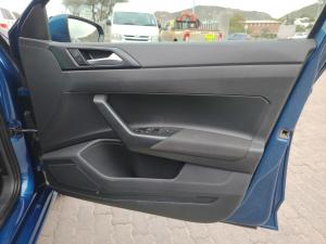 Volkswagen Polo hatch 1.0TSI - Image 24