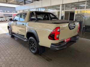Toyota Hilux 2.8GD-6 double cab Legend auto - Image 18