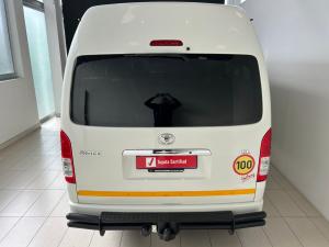 Toyota Hiace 2.5D-4D bus 14-seater GL - Image 5