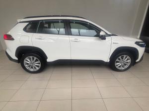 Toyota Corolla Cross 1.8 Hybrid XS - Image 3