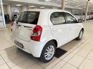 Toyota Etios 1.5 Xs/SPRINT 5-Door - Image 2