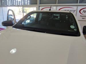 Toyota Hilux 2.8 GD-6 RB Legend 4X4 automaticD/C - Image 14