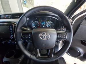 Toyota Hilux 2.8 GD-6 RB Legend 4X4 automaticD/C - Image 8