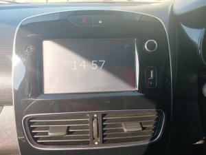 Renault Clio V 1.0T Intens - Image 10