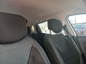 Renault Clio V 1.0T Intens - Image 15