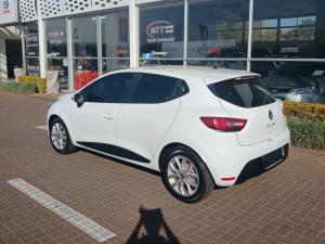 Renault Clio V 1.0T Intens - Image 18