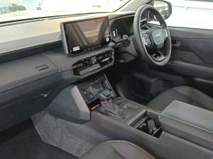 Toyota Hilux 2.8 GD-6 RB Raider X automaticXtra Cab - Image 7