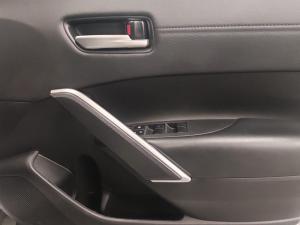 Toyota Corolla Cross 1.8 XS - Image 10