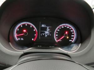 Volkswagen Polo Vivo 1.4 Life - Image 17