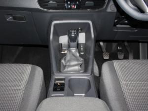 Volkswagen Caddy 1.6i - Image 14