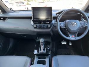 Toyota Corolla Cross 1.8 GR-S Hybrid - Image 6