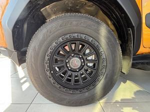 Toyota Hilux 2.8 GD-6 RB SRX 4X4 automaticD/C - Image 13