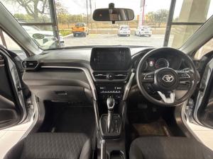 Toyota Urban Cruiser 1.5 XR automatic - Image 6