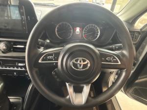 Toyota Urban Cruiser 1.5 XR automatic - Image 8