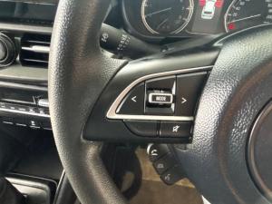 Toyota Urban Cruiser 1.5 XR automatic - Image 9