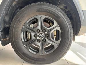 Toyota Landcruiser 300 V6 3.3D GR-S - Image 13