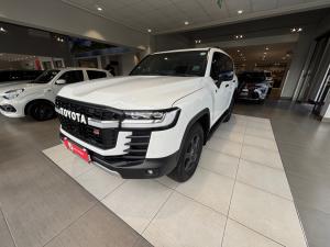 Toyota Landcruiser 300 V6 3.3D GR-S - Image 14
