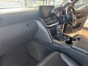 Toyota Landcruiser 300 V6 3.3D GR-S - Image 7