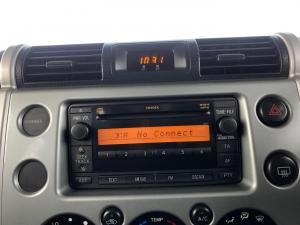 Toyota L/CRUISER FJ 4.0 V6 Trail Cruiser - Image 11