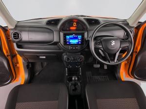 Suzuki S-PRESSO 1.0 GL+ AMT - Image 11