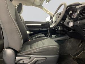 Toyota Hilux 2.4 GD-6 RB RaiderE/CAB - Image 17