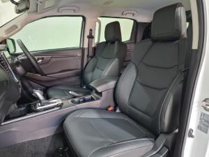 Isuzu D-Max 3.0TD double cab LSE 4x4 (No Radar) - Image 10