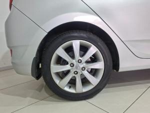 Hyundai Accent hatch 1.6 Fluid - Image 6
