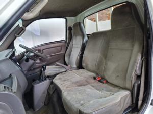 Hyundai H-100 Bakkie 2.6D deck (aircon) - Image 11