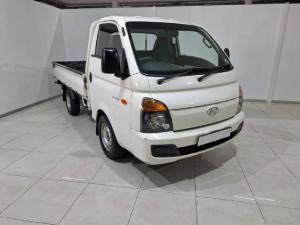 Hyundai H-100 Bakkie 2.6D deck (aircon) - Image 1