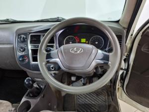 Hyundai H-100 Bakkie 2.6D deck (aircon) - Image 8