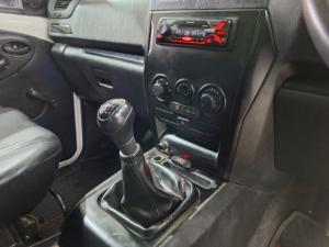 Mahindra Pik Up 2.2CRDe single cab S4 (aircon) - Image 10