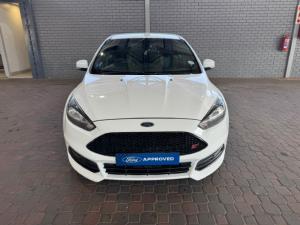 Ford Focus ST 1 - Image 3
