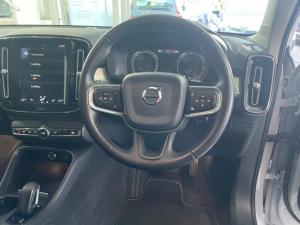 Volvo XC40 D4 AWD Momentum - Image 16