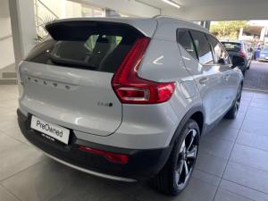Volvo XC40 D4 AWD Momentum - Image 3