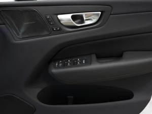 Volvo XC60 T8 Recharge AWD R-Design - Image 21
