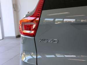 Volvo XC40 B3 Essential - Image 11