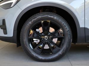 Volvo XC40 B3 Essential - Image 23