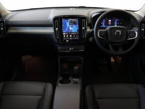 Volvo XC40 B3 Essential - Image 7