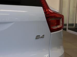 Volvo XC40 B4 Plus Dark - Image 12