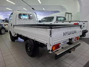 Hyundai H-100 Bakkie 2.6D deck (aircon) - Image 4