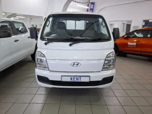 Hyundai H-100 Bakkie 2.6D deck (aircon) - Image 5