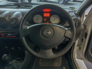 Nissan NP200 1.6i - Image 10