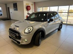 MINI Hatch Cooper S Hatch 5-door auto - Image 3