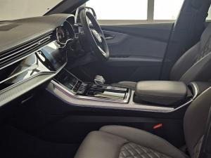 Audi Q8 45TDI quattro Black Edition - Image 9