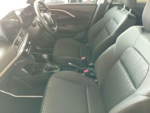 Suzuki Swift 1.2 GLX auto - Image 14