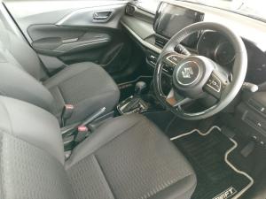 Suzuki Swift 1.2 GLX auto - Image 9