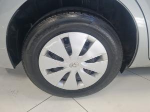 Toyota Corolla Quest 1.8 Plus manual - Image 10