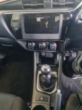 Toyota Corolla Quest 1.8 Plus manual - Image 18
