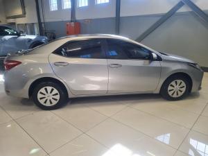 Toyota Corolla Quest 1.8 Plus manual - Image 8